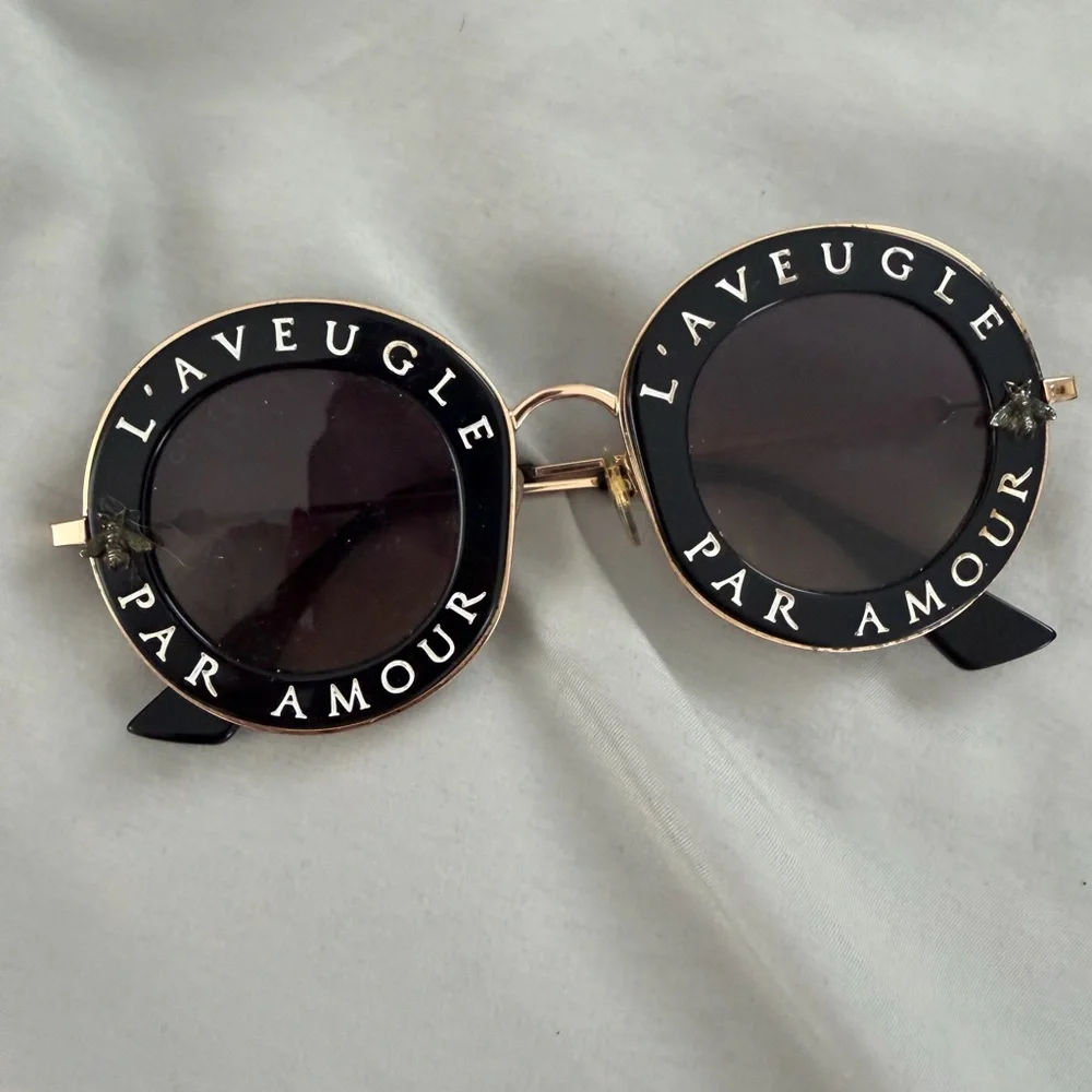 Gucci L’Aveugle Par Amour Round Sunglasses